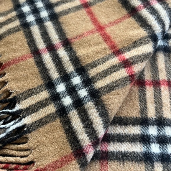 BURBERRYS SCARF - Picture 3 of 9